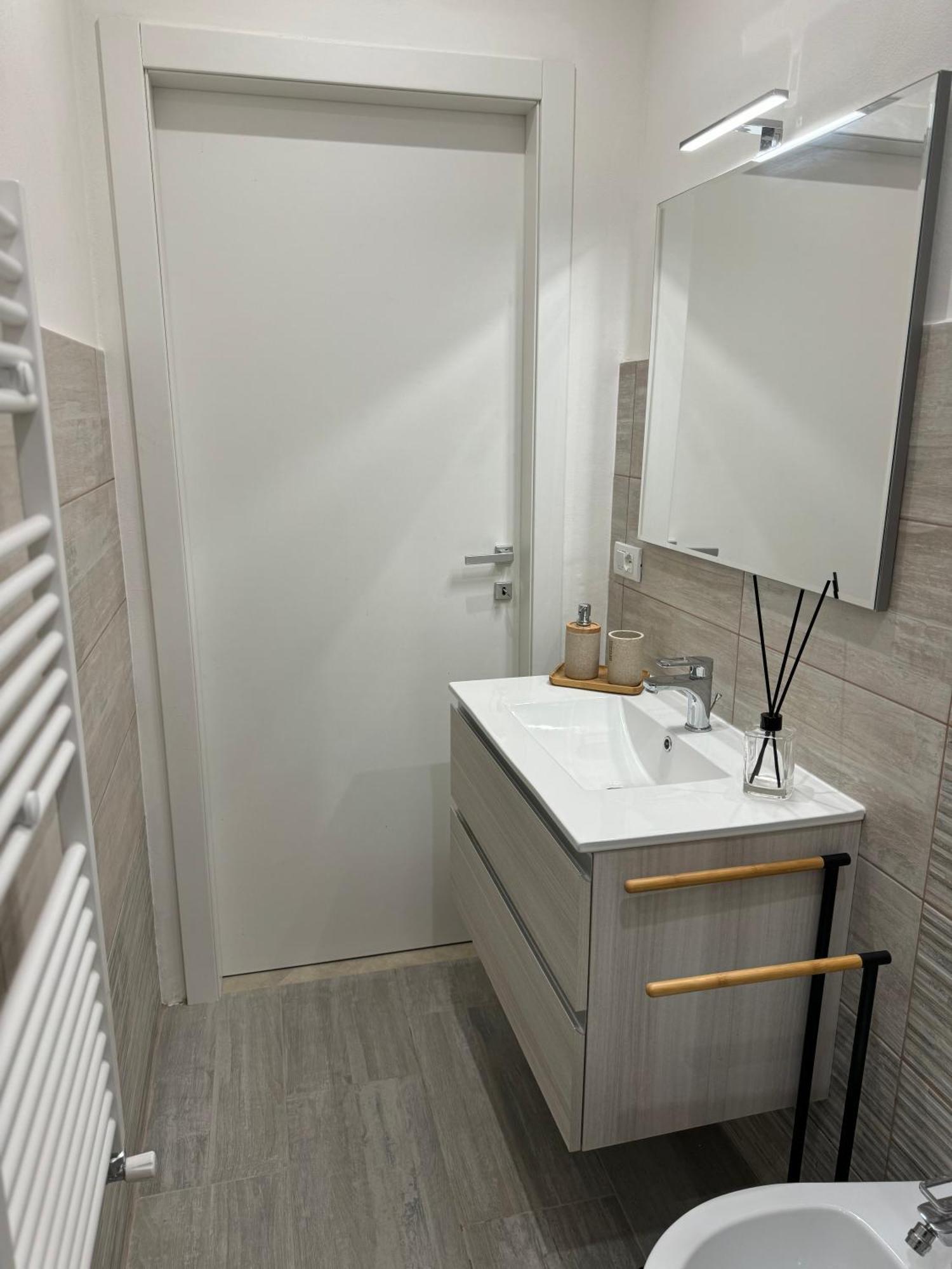 Onda Di Porta A Mare Appartement Livorno Buitenkant foto